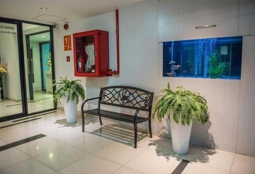 إستوديو قياسى, Supawimol Mansion