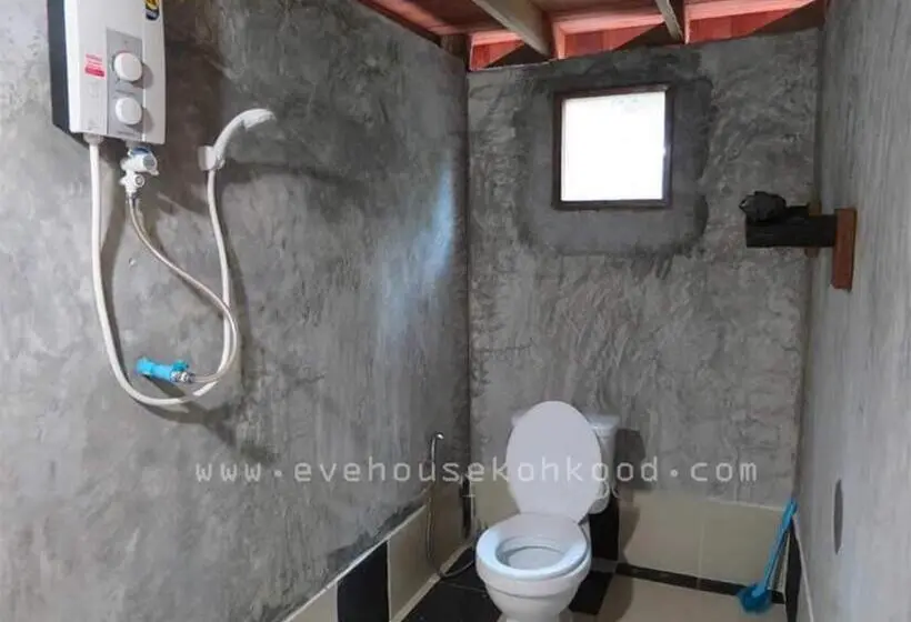 Perhehuone, Eve House Koh Kood