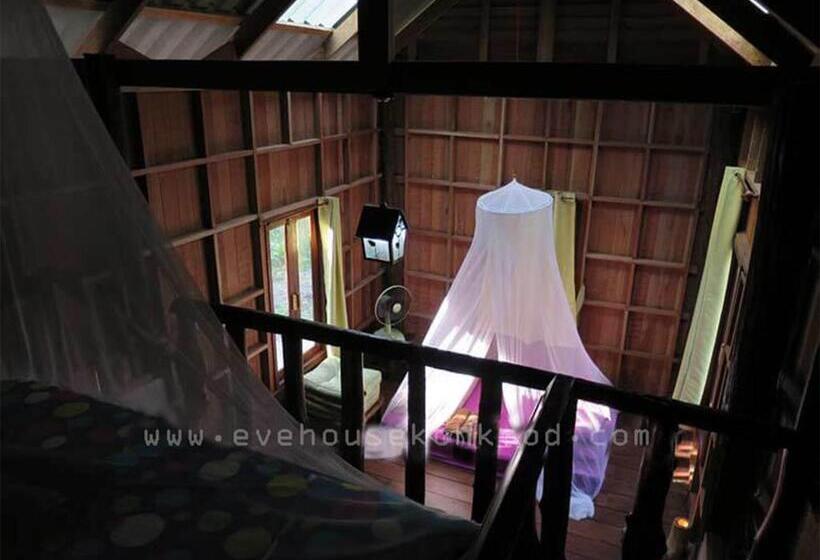 חדר משפחתי, Eve House Koh Kood