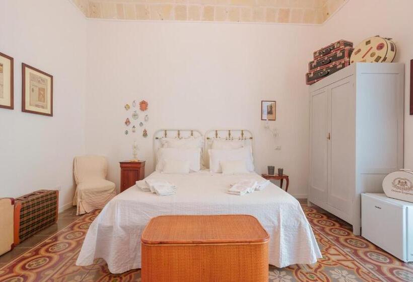 Standard room with outdoor bath, B&b Il Melograno Taranto