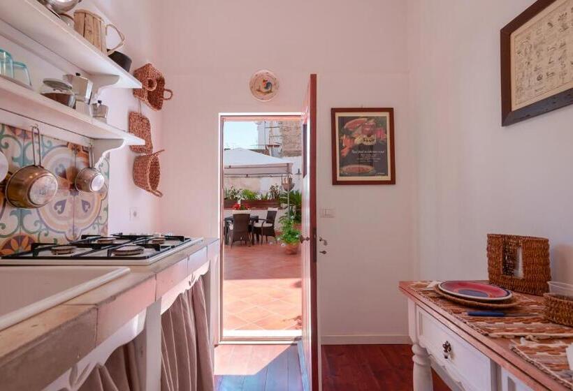 חדר סטנדרט עם טרסה, B&b Il Melograno Taranto