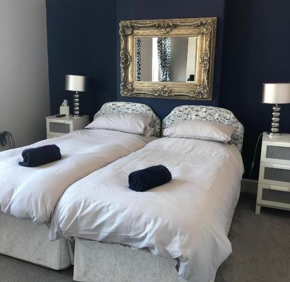 舒适三人间, Glengarth House Room Only Accommodation