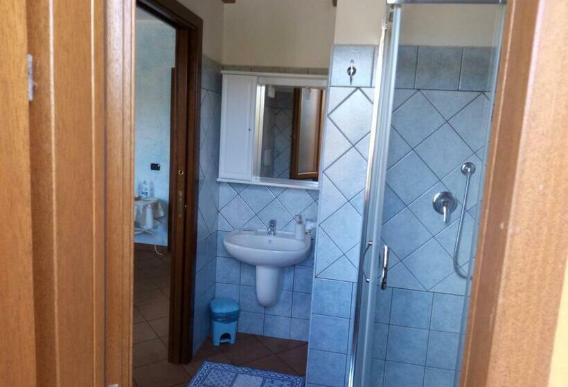 带山景的复式房间, Grotta Delle Fate