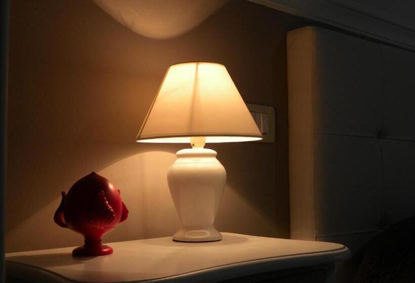 اتاق لوکس, Il Casale Dei Principi