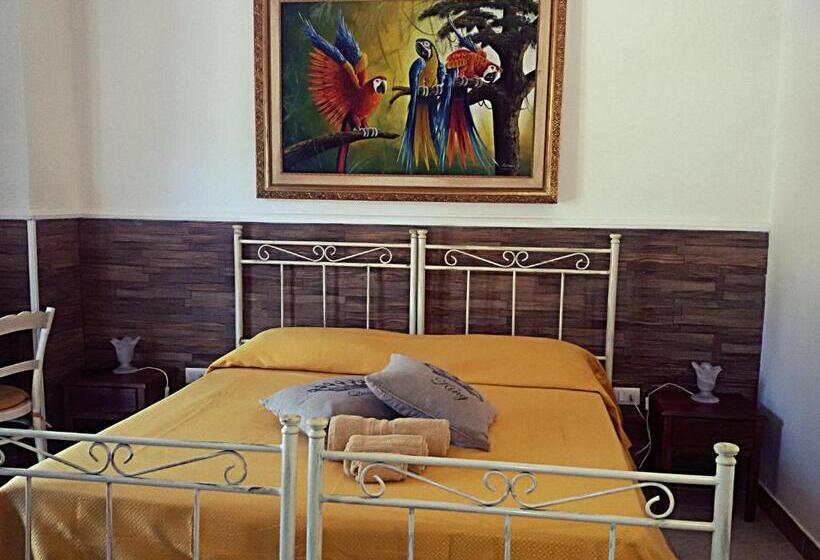 اتاق استاندارد با چشم‌انداز باغ, Il Casale Dei Principi