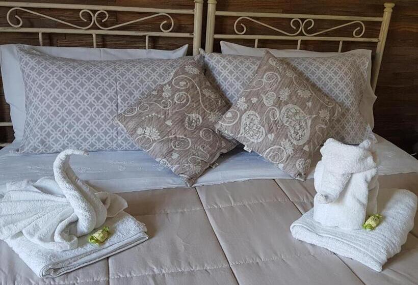 اتاق استاندارد با چشم‌انداز باغ, Il Casale Dei Principi