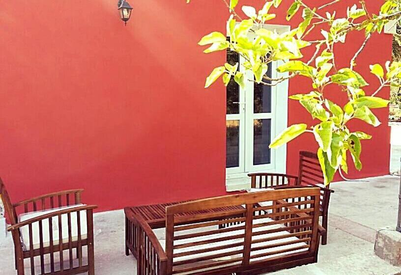 سوییت خانوادگی, Il Casale Dei Principi