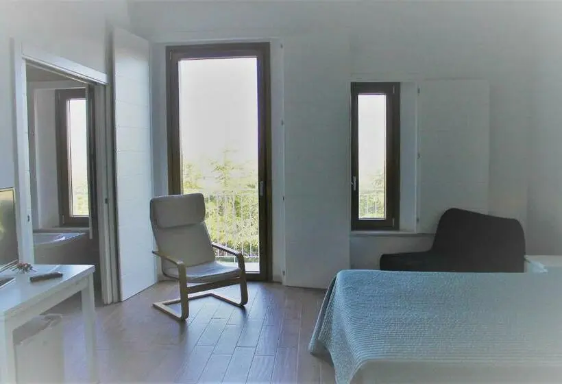デラックスルーム, Bora B&b