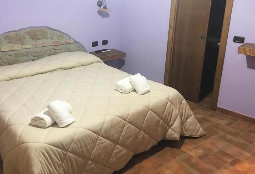 غرفة قياسية, La Piana Dell Erika