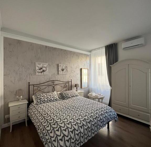 اتاق لوکس با تخت بزرگ, Affittacamere Perla Del Prione