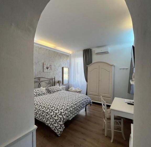 اتاق لوکس با تخت بزرگ, Affittacamere Perla Del Prione