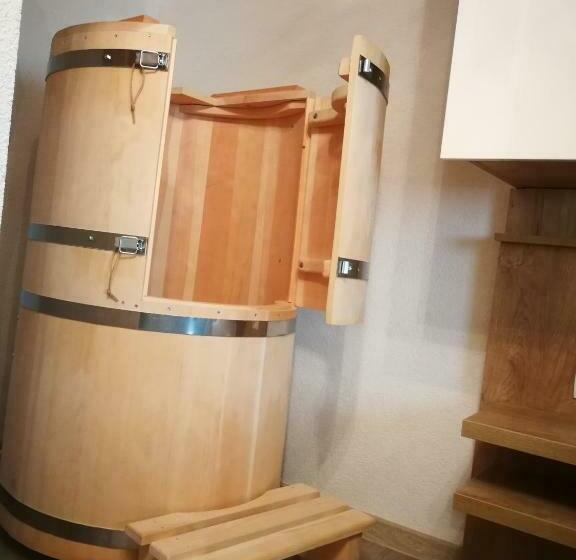 اتاق لوکس, Ekoturizem Viženčar