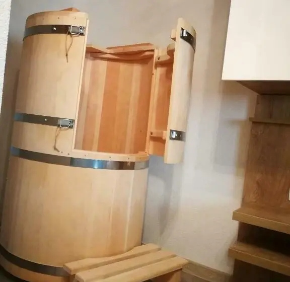 اتاق لوکس, Ekoturizem Viženčar