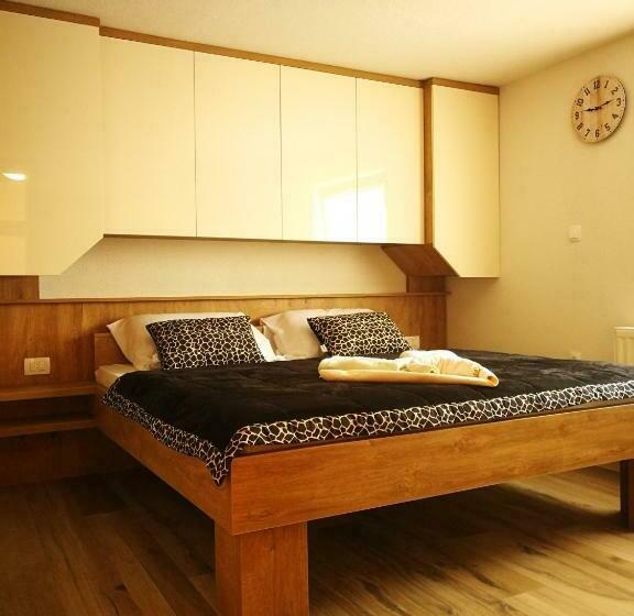 اتاق لوکس, Ekoturizem Viženčar