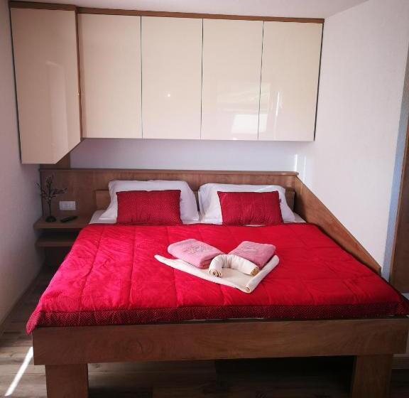 استودیو استاندارد با بالکن, Ekoturizem Viženčar