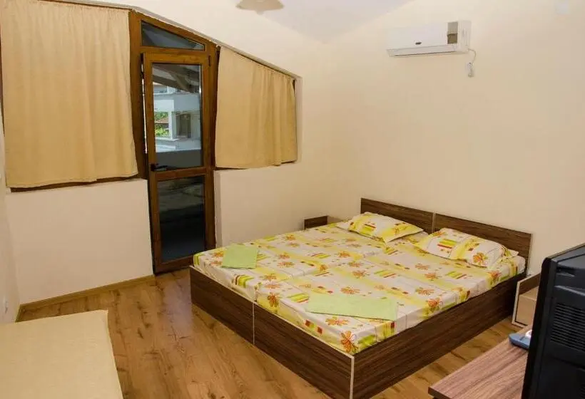 اتاق استاندارد, Guest House Niya Chernomorets
