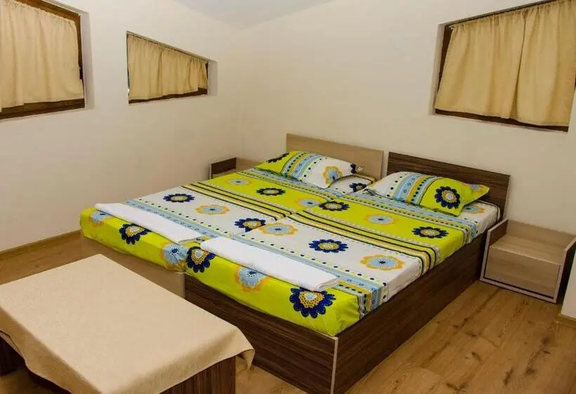 اتاق استاندارد, Guest House Niya Chernomorets