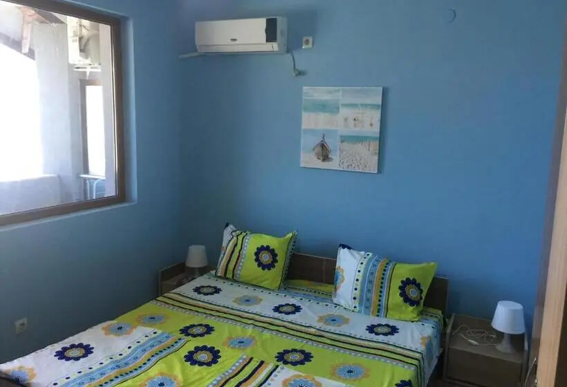اتاق استاندارد, Guest House Niya Chernomorets