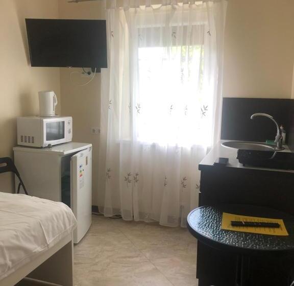 اتاق اکونومی یک تخته, Jūros Vila