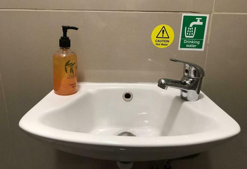 חדר סטנדרט, Victorin House   All Rooms Are En Suite