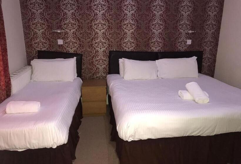ファミリールーム, Victorin House   All Rooms Are En Suite