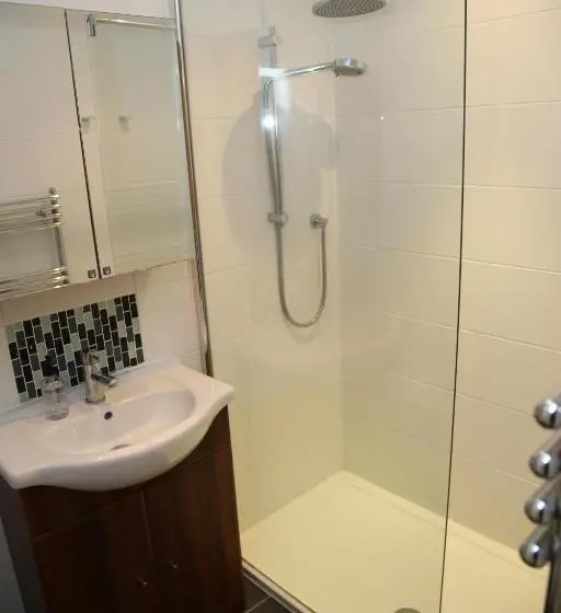 スタンダード４人部屋, Victorin House   All Rooms Are En Suite