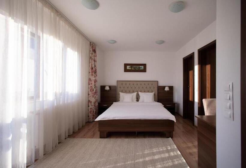 1 Bedroom Apartment Lake View, Pensiunea Encian