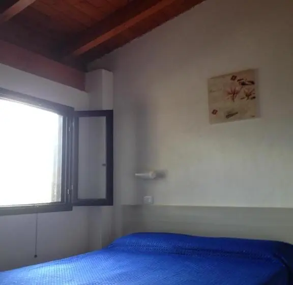 آپارتمان 2 خوابه, Residence Regine Club