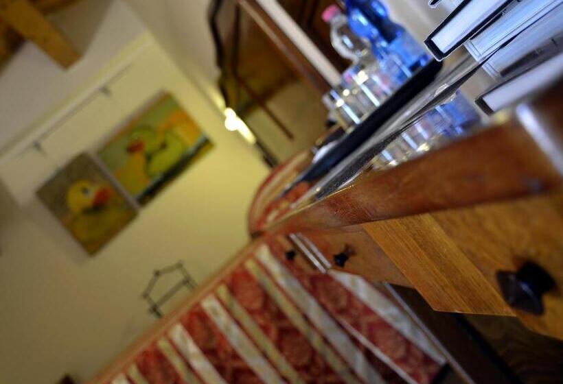 Номер Стандарт с Террасой, 9 Muse Bed And Breakfast