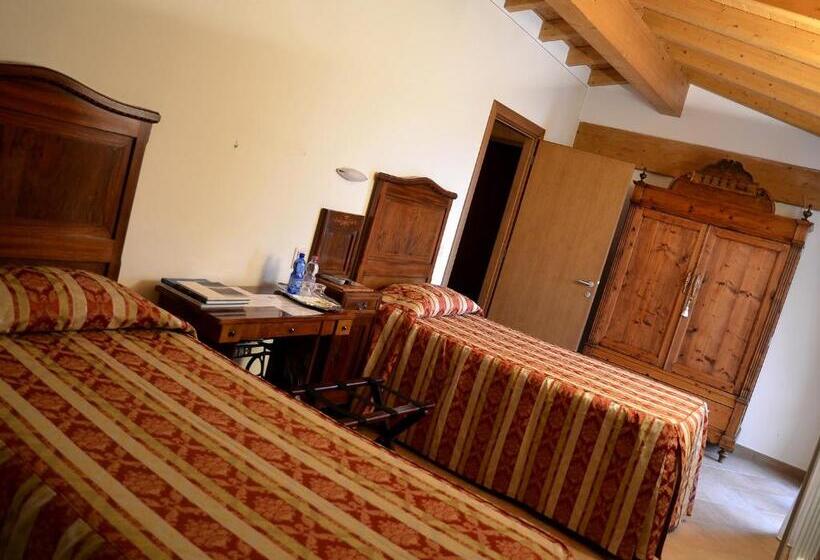 חדר סטנדרט עם טרסה, 9 Muse Bed And Breakfast