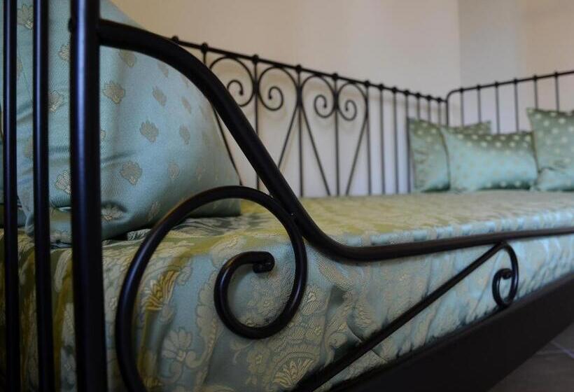 Номер Стандарт с Террасой, 9 Muse Bed And Breakfast