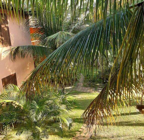 Superior Kolmen Hengen Huone, Pousada Habitat Caraiva