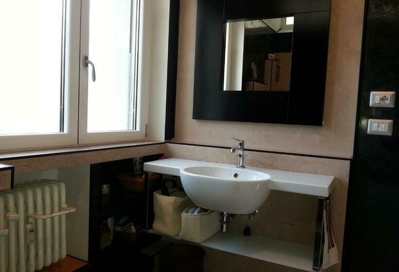 اتاق لوکس, B&b Rosa Blu