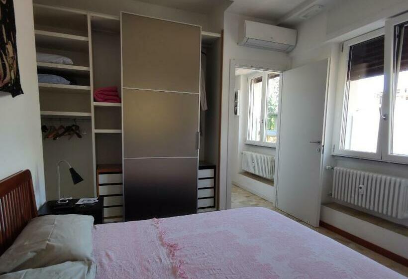 اتاق لوکس, B&b Rosa Blu