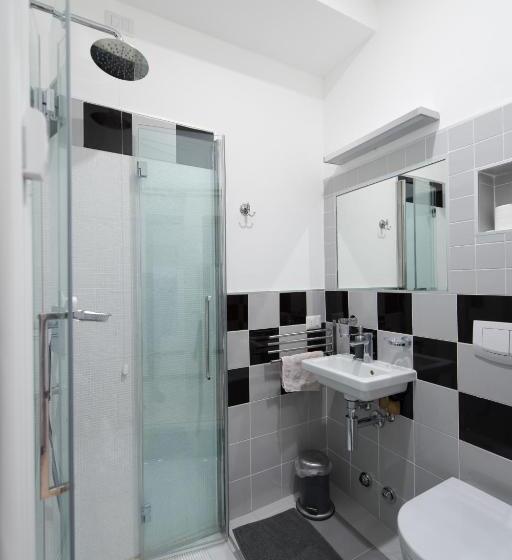 اتاق استاندارد یک نفره, B&b Rosa Blu