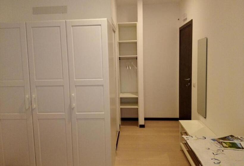 اتاق استاندارد یک نفره, B&b Rosa Blu