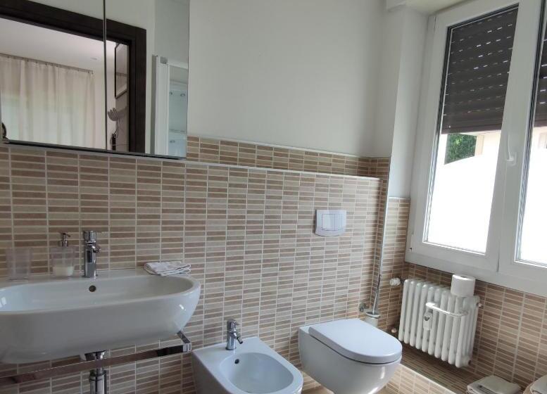 اتاق لوکس, B&b Rosa Blu