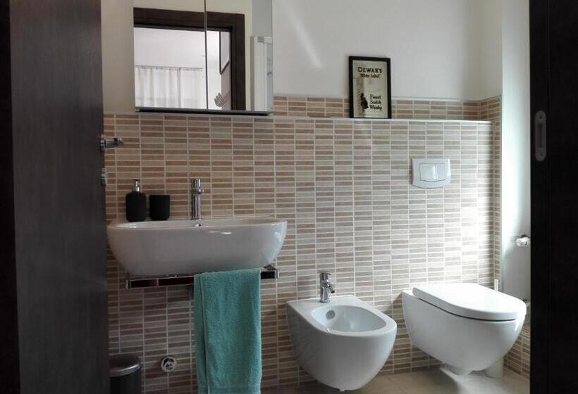 اتاق لوکس, B&b Rosa Blu