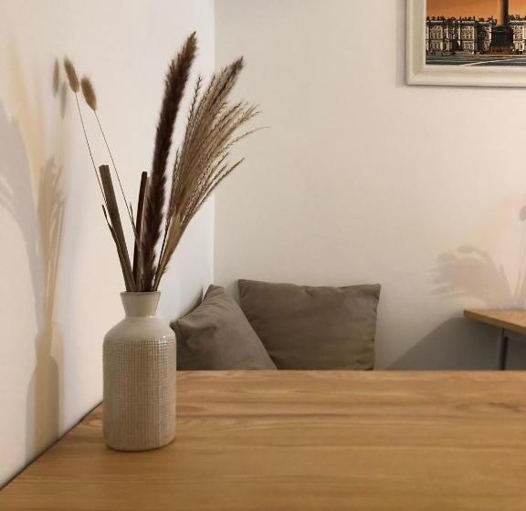 Номер Стандарт с Балконом, Donna Nina