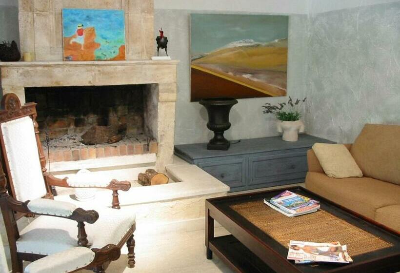 침실 3개 아파트, Mas De Shogol