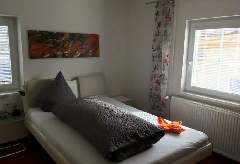 バルコニー付きシングルスタンダードルーム, Frühstückspension Alpenrose Bed & Breakfast