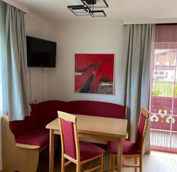 バルコニー付きスタンダードルーム, Frühstückspension Alpenrose Bed & Breakfast
