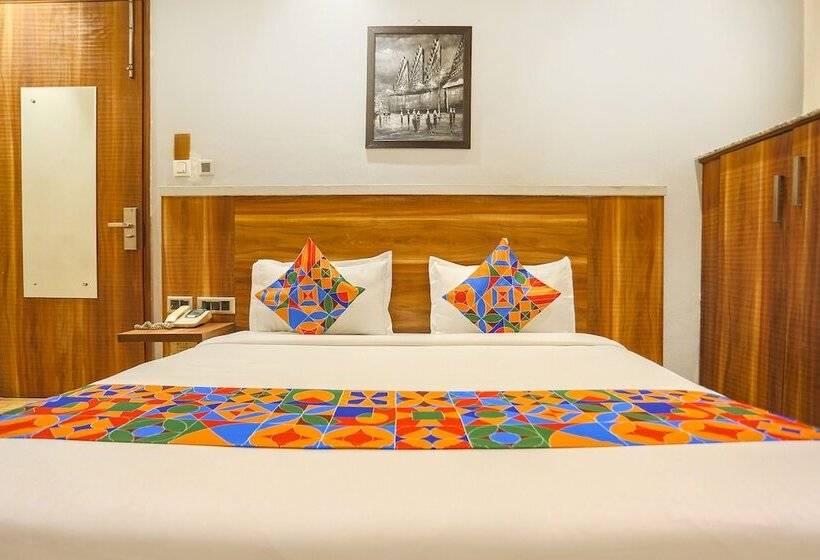 디럭스 룸, Fabhotel Royal Touch Patel Nagar