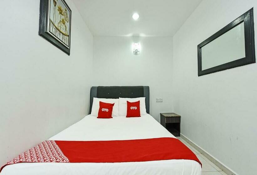 Номер Deluxe, Oyo 90364  Gemilang