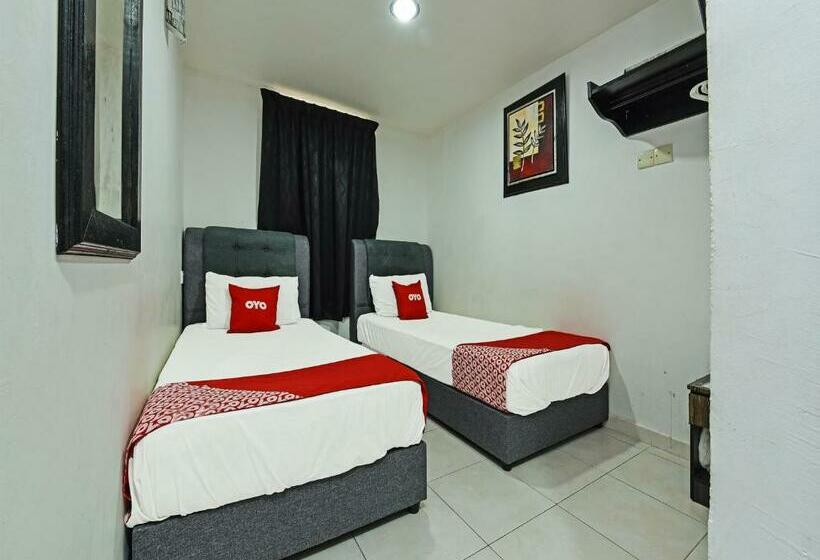 Номер Deluxe, Oyo 90364  Gemilang