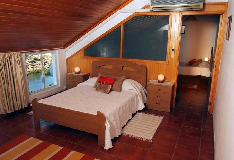 חדר סטנדרט לשלושה, Alojamentos Oasis