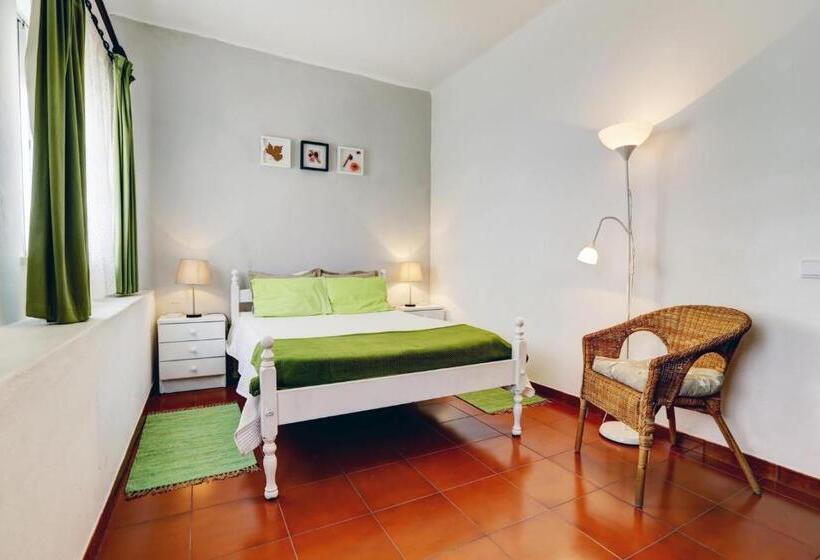 اتاق استاندارد, Alojamentos Oasis