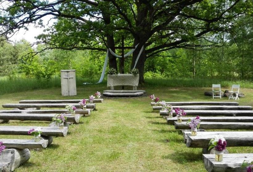 خانه 3 خوابه, Brīvdienu Māja Polīši