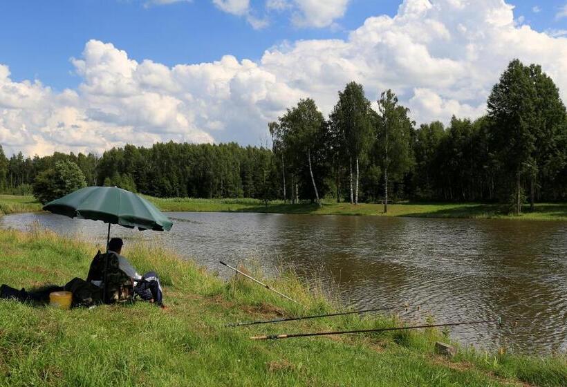 خانه 3 خوابه, Brīvdienu Māja Polīši