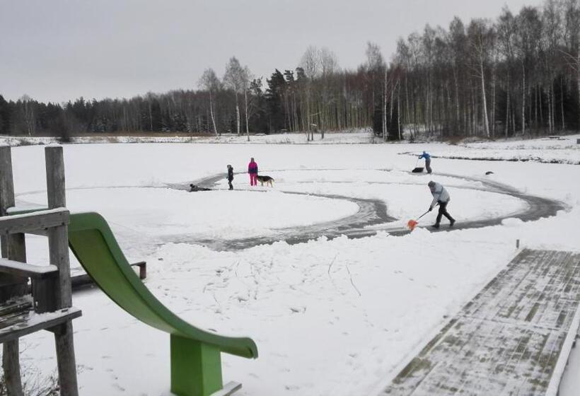 خانه 3 خوابه, Brīvdienu Māja Polīši